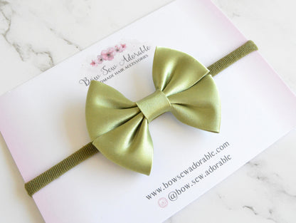 Green satin bias | Hair bow