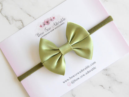 Green satin bias | Hair bow