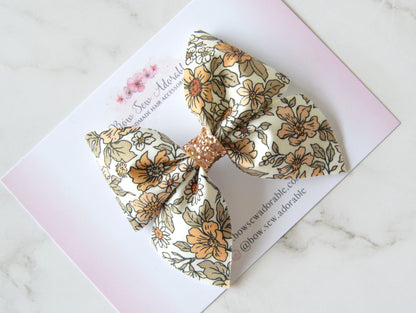 Autumn vintage peach floral | Hair bow