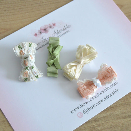 Tiny bow hair clip set