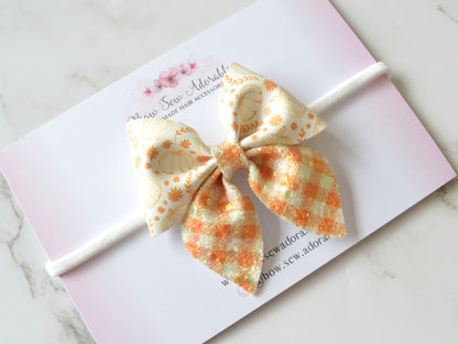 Gingham pumpkins | Hair bow