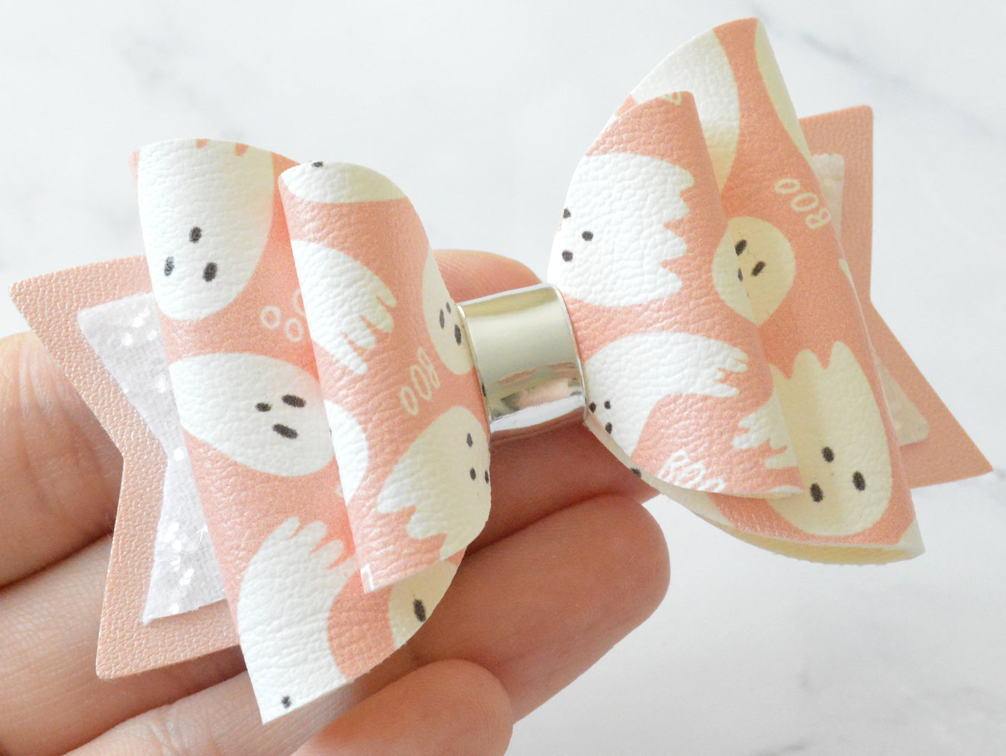 Peach ghostie | Hair bow