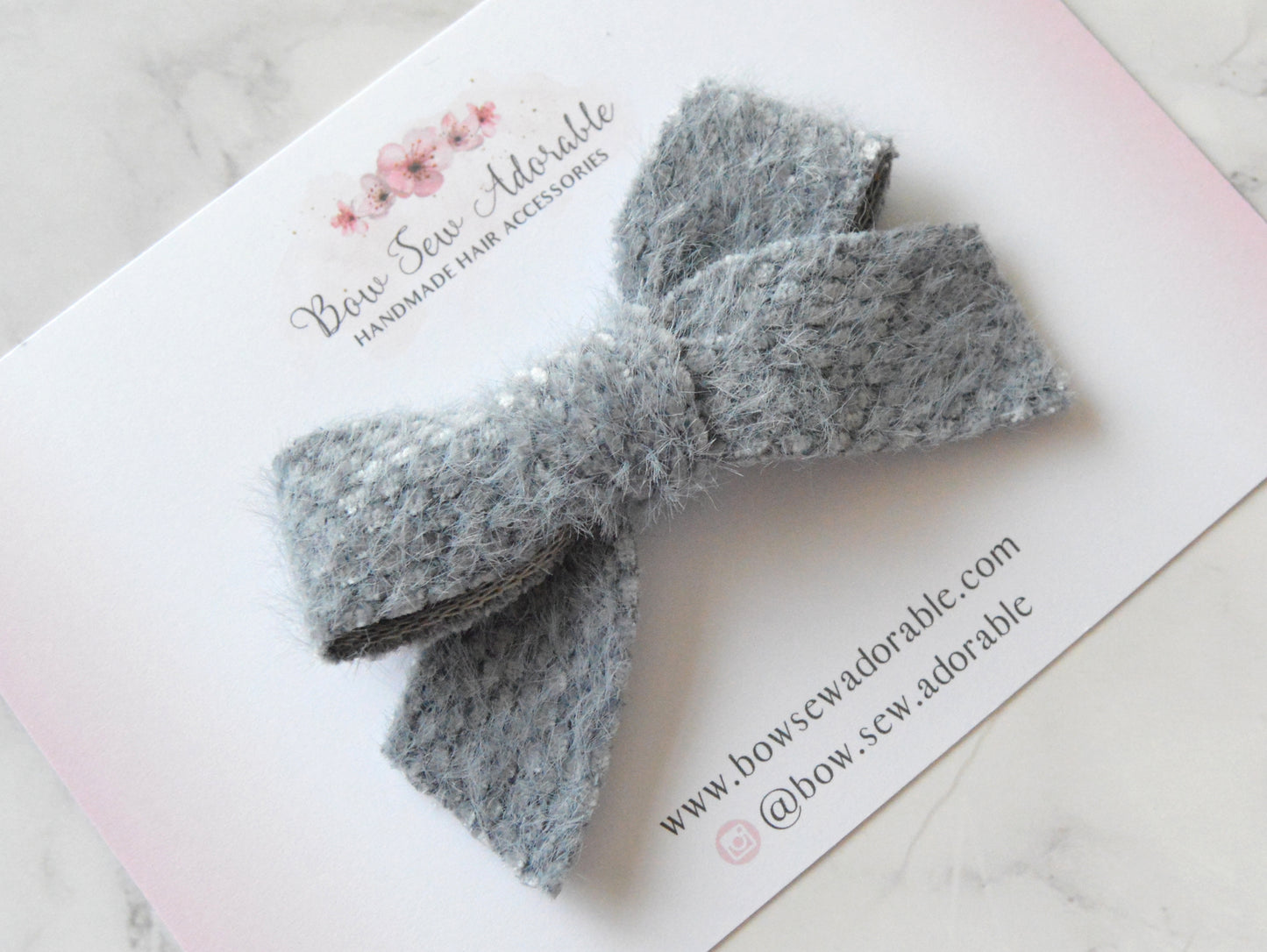 Fluffy hand tied | Hair bow