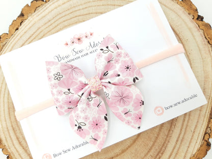 Pretty in pink | Hair bow