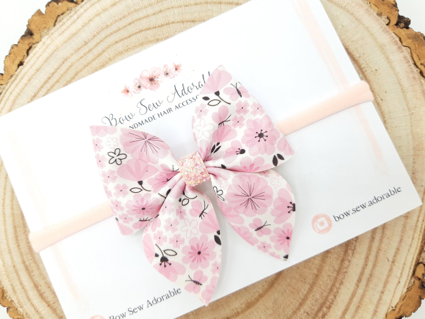 Pretty in pink | Hair bow