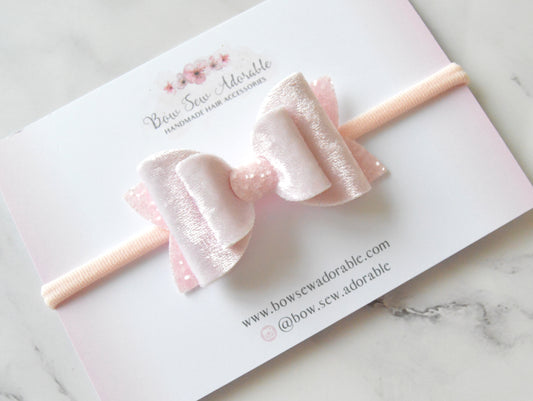 Pale pink crushed velvet | Hair bow