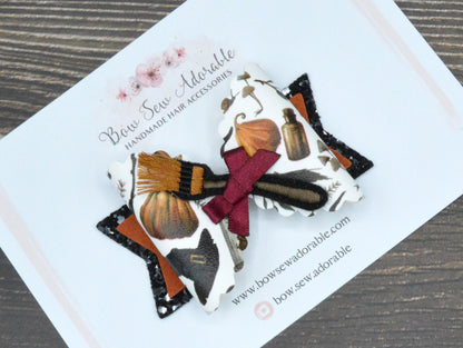 Witch's Broomstick | Hair bow